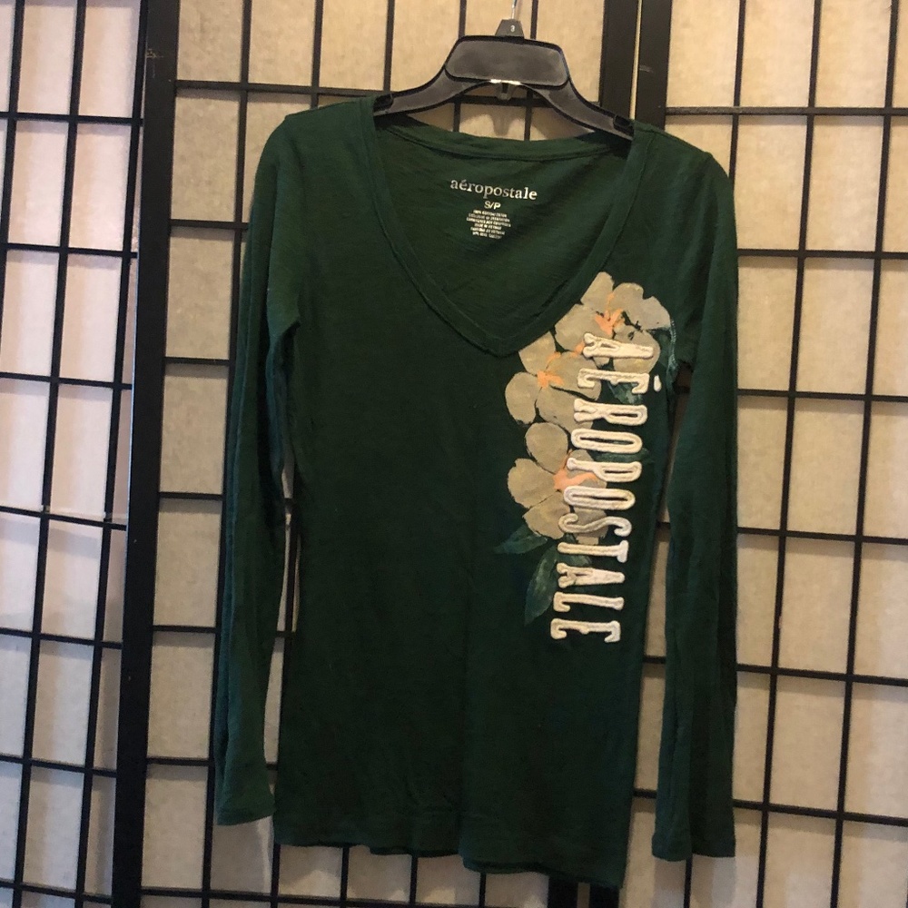 Aeropostale Green Long Sleeve V-Neck Top Size Small/P